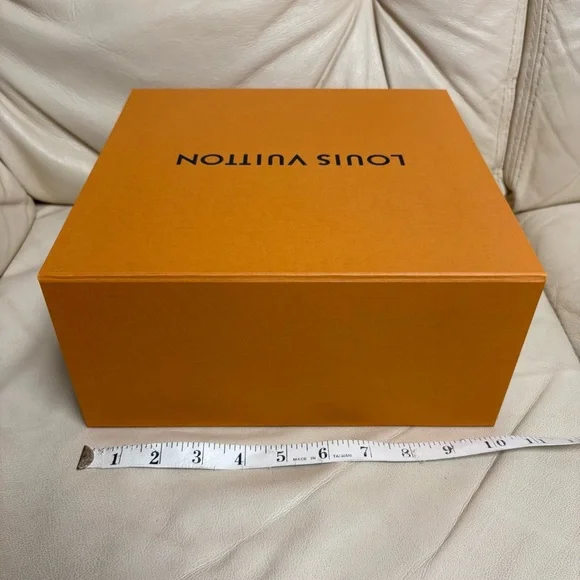 EMPTY LOUIS VUITTON Orange Gift Box Magnetic Closure for Small Bag - Picture 6 of 15